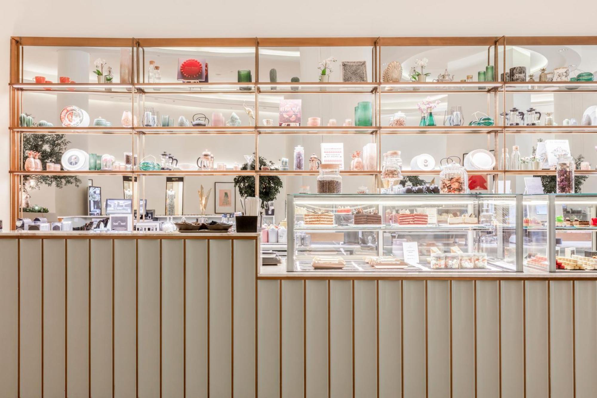 Jw Marriott Hotel Marina Дубай Екстер'єр фото The interior of the new store in 2019